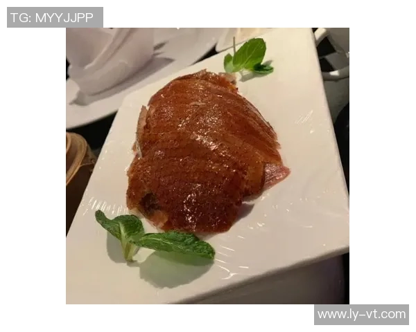 外国足球巨星亲身体验北京烤鸭美味 揭秘他们的美食之旅 外国足球巨星亲身体验北京烤鸭美味 揭秘他们的美食之旅